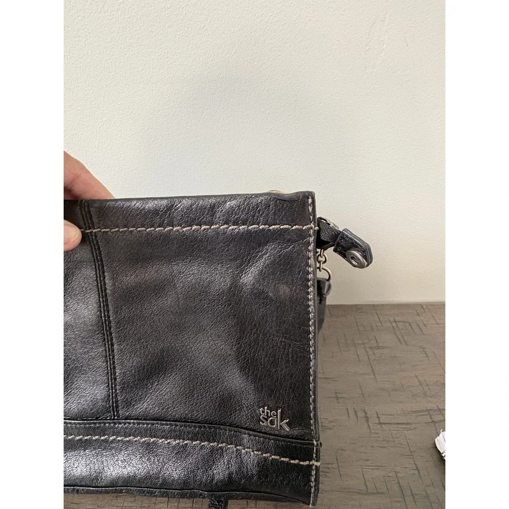 The Sak Iris Leather Three-Way-Wear Crossbody Clutch Black Pebble Leather